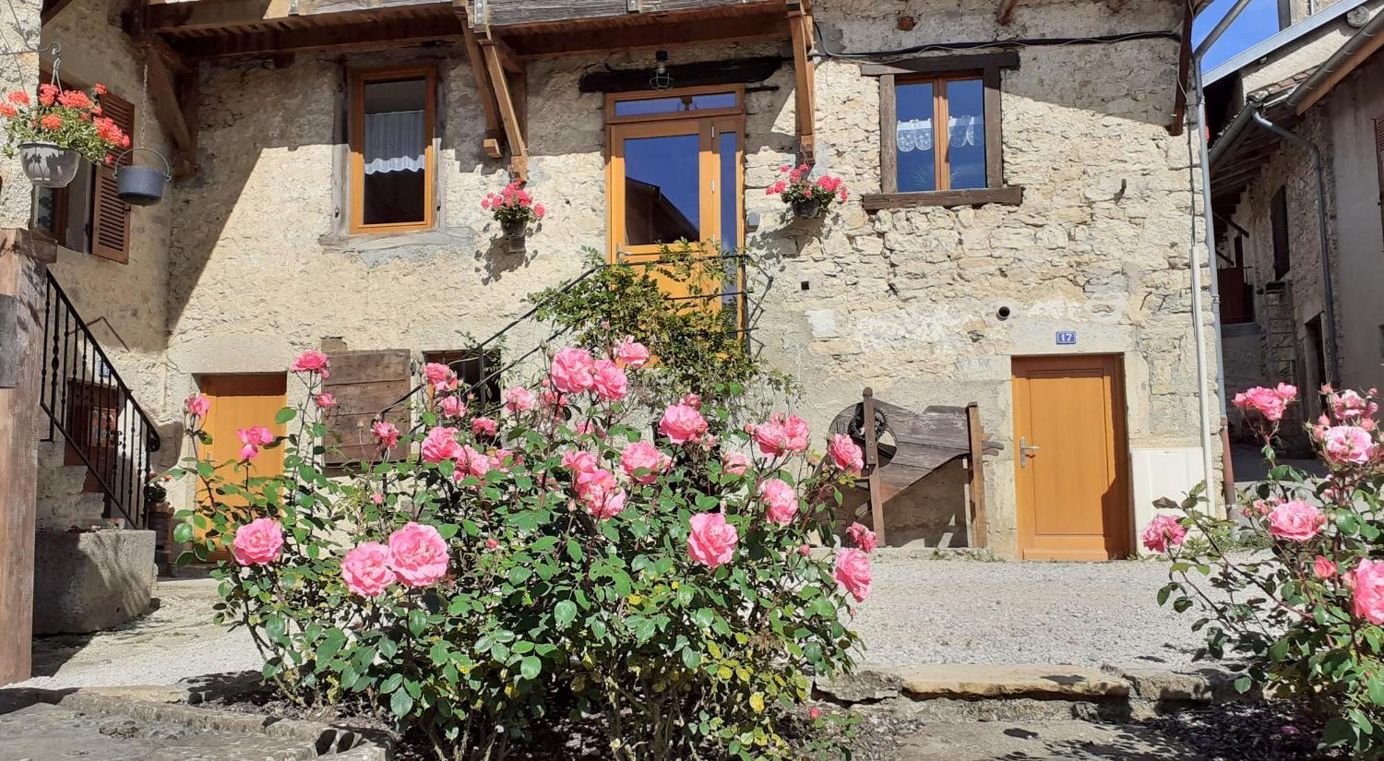 O Joli Bugey Villa Saint-Rambert-en-Bugey Екстериор снимка